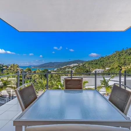 Airlie Summit Apartments Airlie Beach Exterior photo